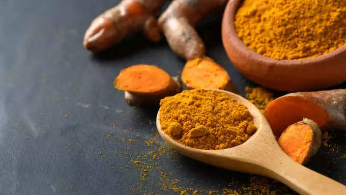 This one turmeric oil is enough... to cure all skin problems from acne to aging skin!  How to use it-oneindia news