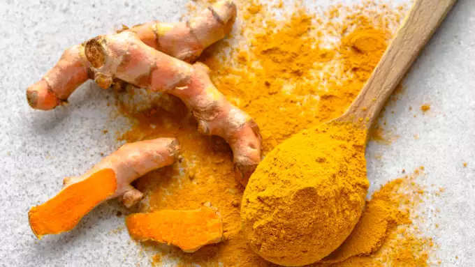 This one turmeric oil is enough... to cure all skin problems from acne to aging skin!  How to use it-oneindia news