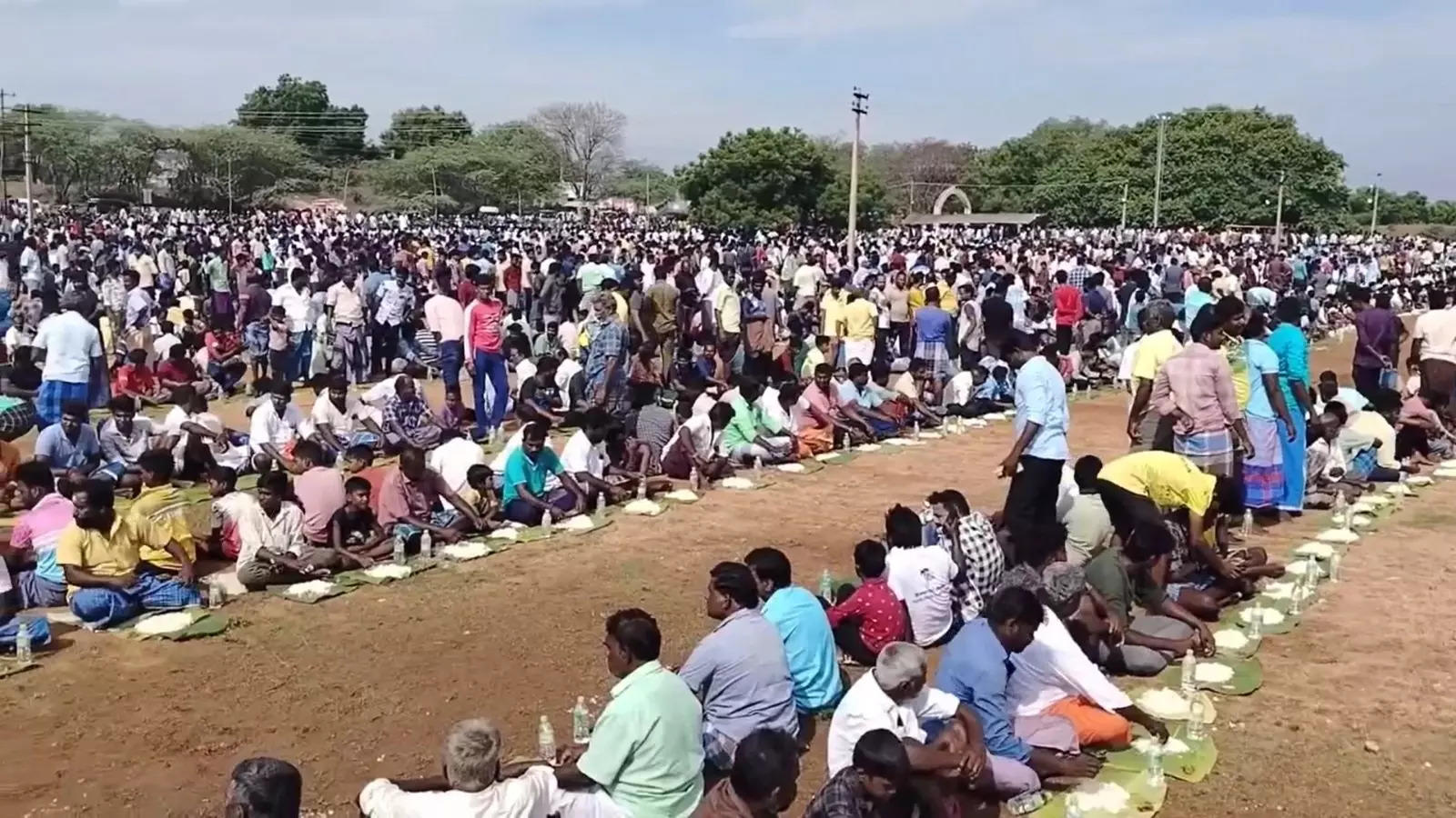 Karumparai Muthaya Kovil, Madurai Karumparai Muthaya Sami Temple Festival!  Kida party for 10000 people!  Only men allowed!-oneindia news