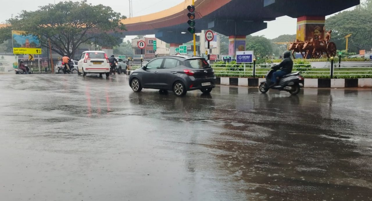 Tamil News Live Updates: Light rain in some parts of Chennai this morning-oneindia news