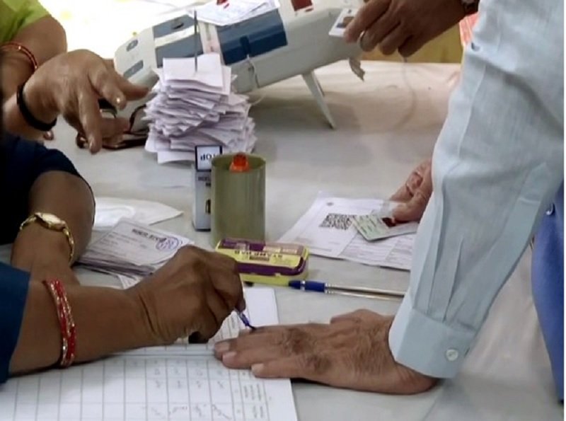 Legislative Assembly Elections in Andhra Pradesh Today - Voting is brisk-oneindia news