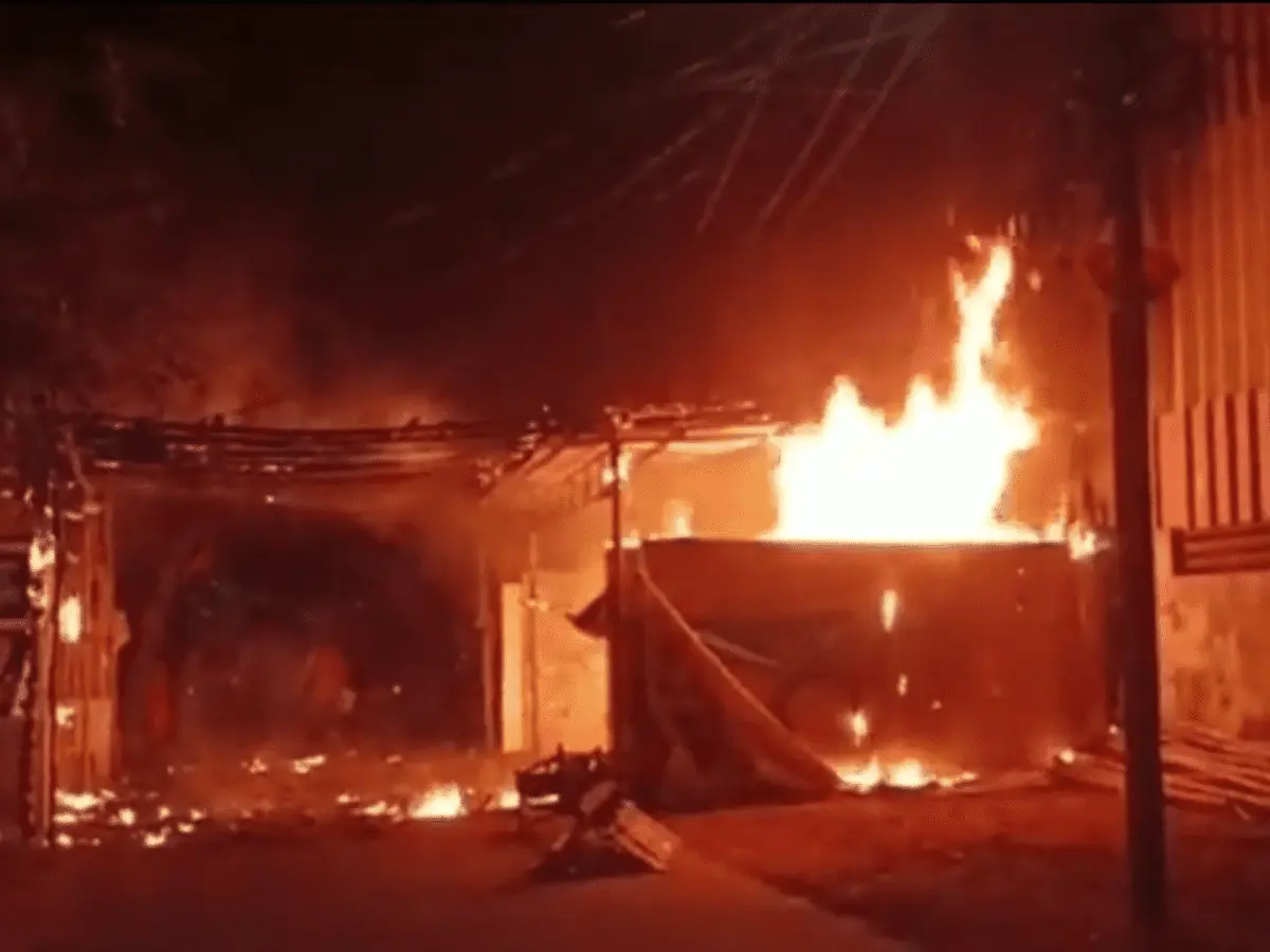 YSR  Congress supporter's office set on fire-oneindia news