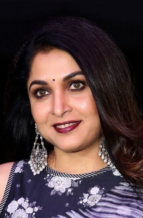 A hero who is 30 years older than me.. I adjusted.. Ramya Krishnan shocked the fans..!-oneindia news